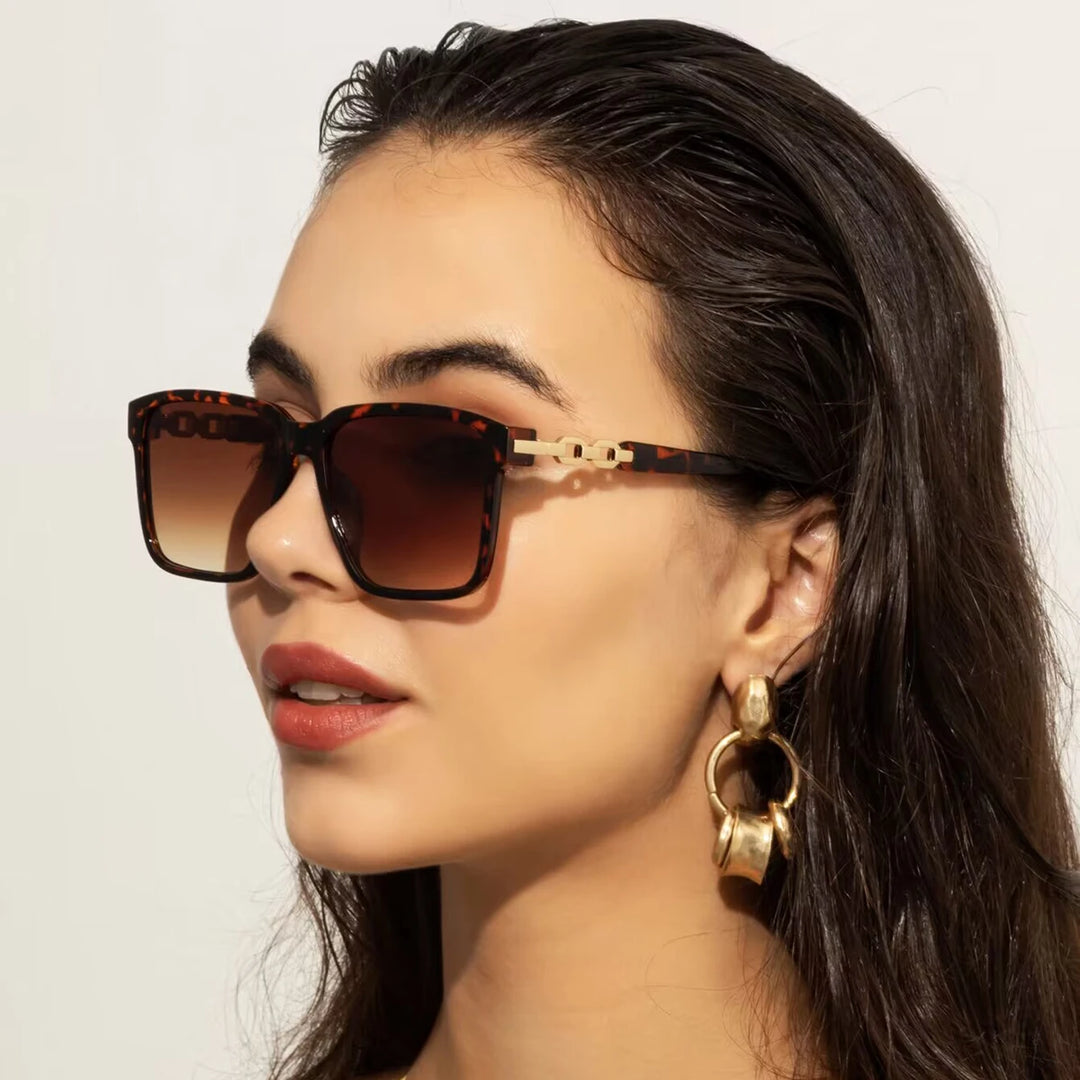 Zerelle Chainlink Square Shades