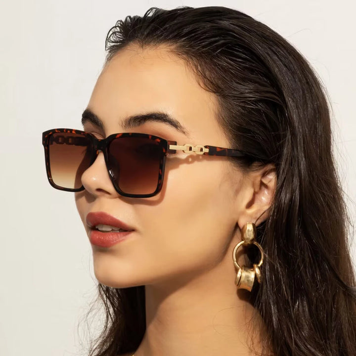 Zerelle Chainlink Square Shades